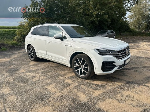 Volkswagen Touareg R-Line 3.0 TDI V6 4Motion, 210kW, A8, 5d.
