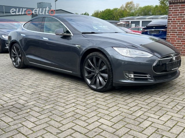 Tesla Model S, 270kW, A, 5d.