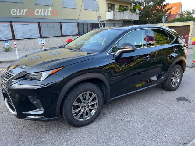 Lexus NX 300h FWD e-CVT, 145kW, A, 5d.